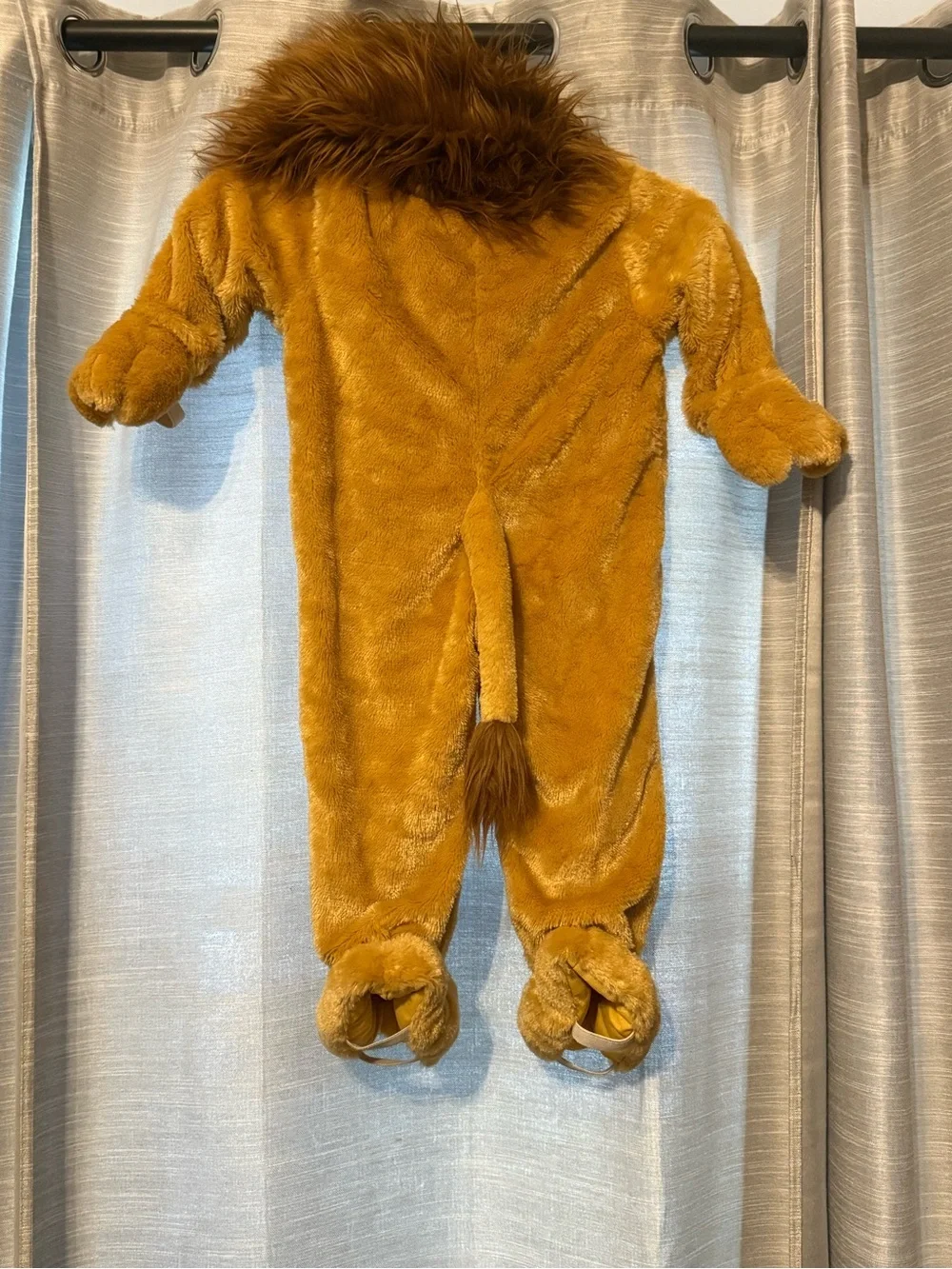 Authentic Kids Lion Costume 2T Plush Hooded One Piece Jumpsuit Halloween EUC